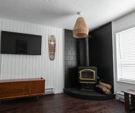 Where We Roam Condo Newly Renovated Ski InSki Out Mountain Getaway