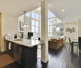 Powder Skiing Loft