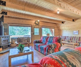 Duck Creek Village Cabin, Walk to Dining and Lake