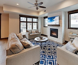3793 Blackstone Drive Condo Unit 1G