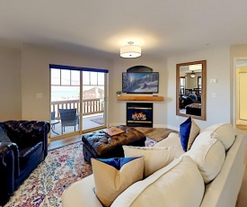 Lake-View Fox Bay Condo - 5 Minutes to Gondola condo