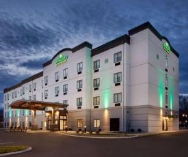 Wingate by Wyndham Hurricane WV