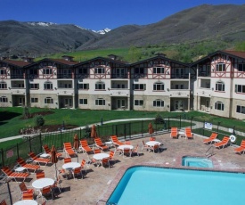 Villas at Zermatt Resort - Condos