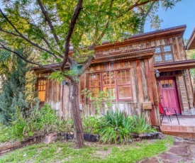 Creekside Guest Cottage