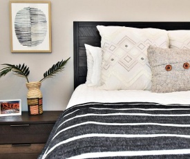 Sleeps 41, Pet Friendly Homes, Townies, Poolside - Entrada 421, 425, and 429