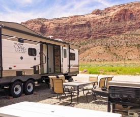 FunStays Glamping Destination RV Site 5