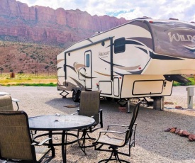FunStays Glamping Fully Setup RV Site 3