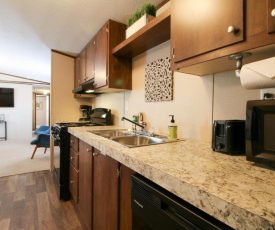 RSH 2 - Visit Arches NP and stay here. Just minutes away!