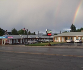 Blue Pine Motel