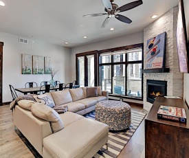 3793 Blackstone Drive Condo Unit 1 H
