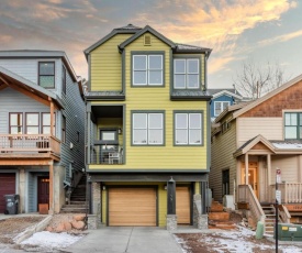 Chartreuse - Modern Mountain Cabin w Hot Tub & Park City Deck Views