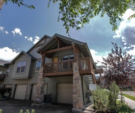 Fox Pointe Condo