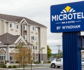 Microtel Inn & Suites by Wyndham Altoona