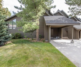 Lifted Lodge by Casago