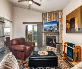 Luge Lane Luxury Living #2402