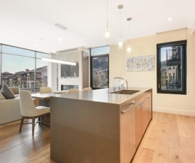 Luxurious 1 BR in Canyons Village-Ski in ski out! condo