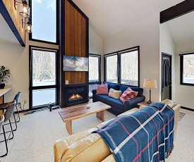 New Listing! Chic Condo with Pool - Walk to Lifts condo