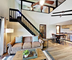 New Listing! Refined Resort-Style Ski Condo Condo