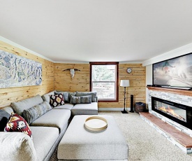New Listing! Ski Haven - Walk To Resort Base Condo
