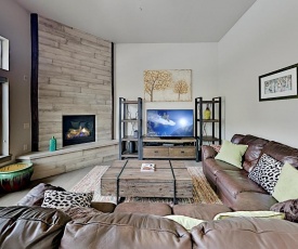 Park City Mountain Basecamp with Pool & Hot Tub townhouse