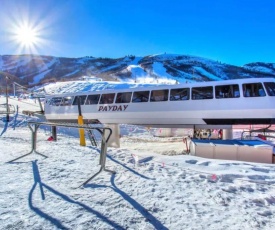 Park City Ski In&Out Studio at the base of PCMR