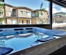 Private Hot Tub 4 Bedroom Residence in Canyons Village townhouse