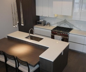 Stunning, Contemporary Ski-In Ski-Out 3Br Residence- Canyons Condo