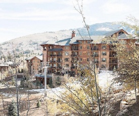 Vintage Mountain Townhome 19 by Casago