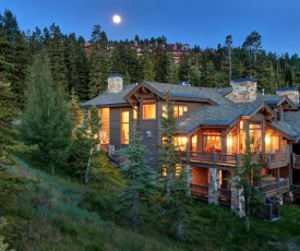 Lucky Star Apartment at Belle Arbor