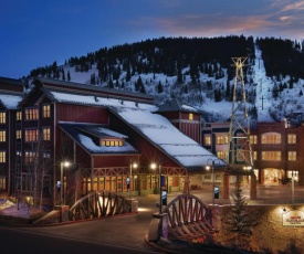 Marriott's Summit Watch
