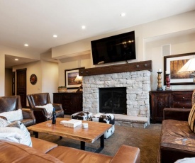 Silver Star #4201 - 3 Bed Condo