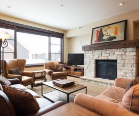Silver Star #4202 - 3 Bed Condo