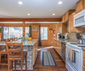Provo Riverside Cabin #1 - Provo Canyon - Private Hot Tub - Rent all 3 Cabins