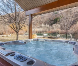 Provo Riverside Cabin #2 - Provo Canyon - Private Hot Tub - Rent all 3 Cabins