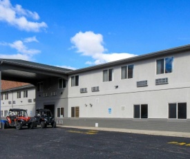 Quality Inn & Suites Salina National Forest Area