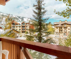 Powderhorn Lodge 311: Poppy Suite
