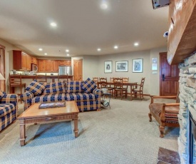 Powderhorn Lodge 419: Spearmint Suite