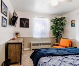 ✧The SLC Sapphire ✧ FAST Wifi ✧ FREE Parking ✧Central SLC ✧