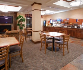 Holiday Inn Express Airport East, an IHG Hotel