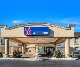 Motel 6-Levittown, PA - Bensalem