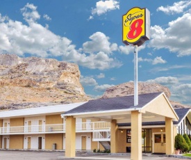 Super 8 by Wyndham Wendover