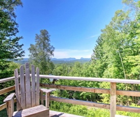 East Burke House with Deck Less Than 3 Mi to Kingdom Trails!