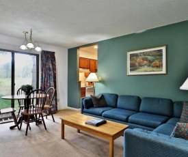 Cedarbrook Queen Suite 102