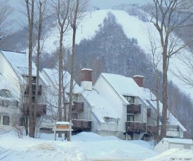 Ski In/Out Trailside Townhome