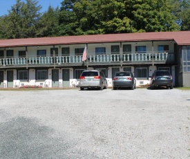 Happy Bear Motel