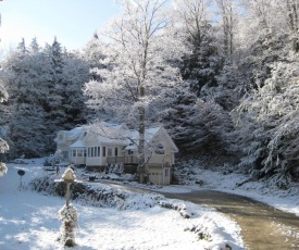 Mountain Valley Retreat
