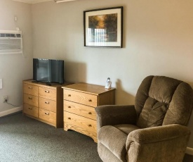 Mountainside Resort F102