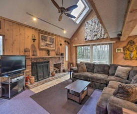 Cozy Mountain Retreat, about 3 Mi to Mount Snow!