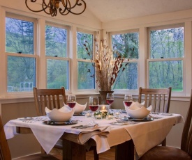 The Lincoln Inn & Restaurant At The Covered Bridge