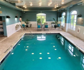 Country Inn & Suites by Radisson, Harrisburg West, PA
